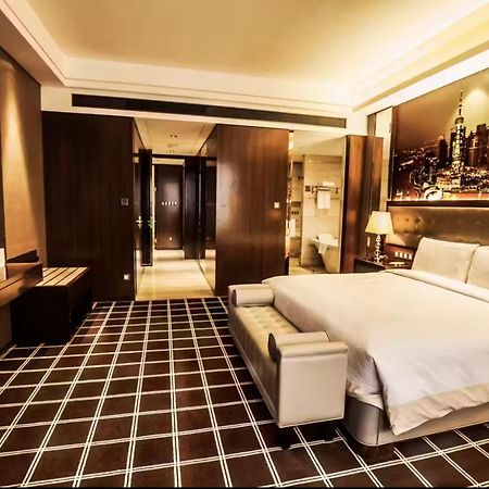 Royal Century Hotel Шанхай Екстер'єр фото